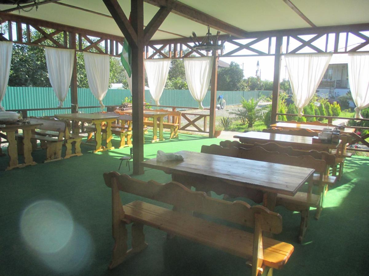 Guest House У Дедушки Самвела Alakhadzi 外观 照片