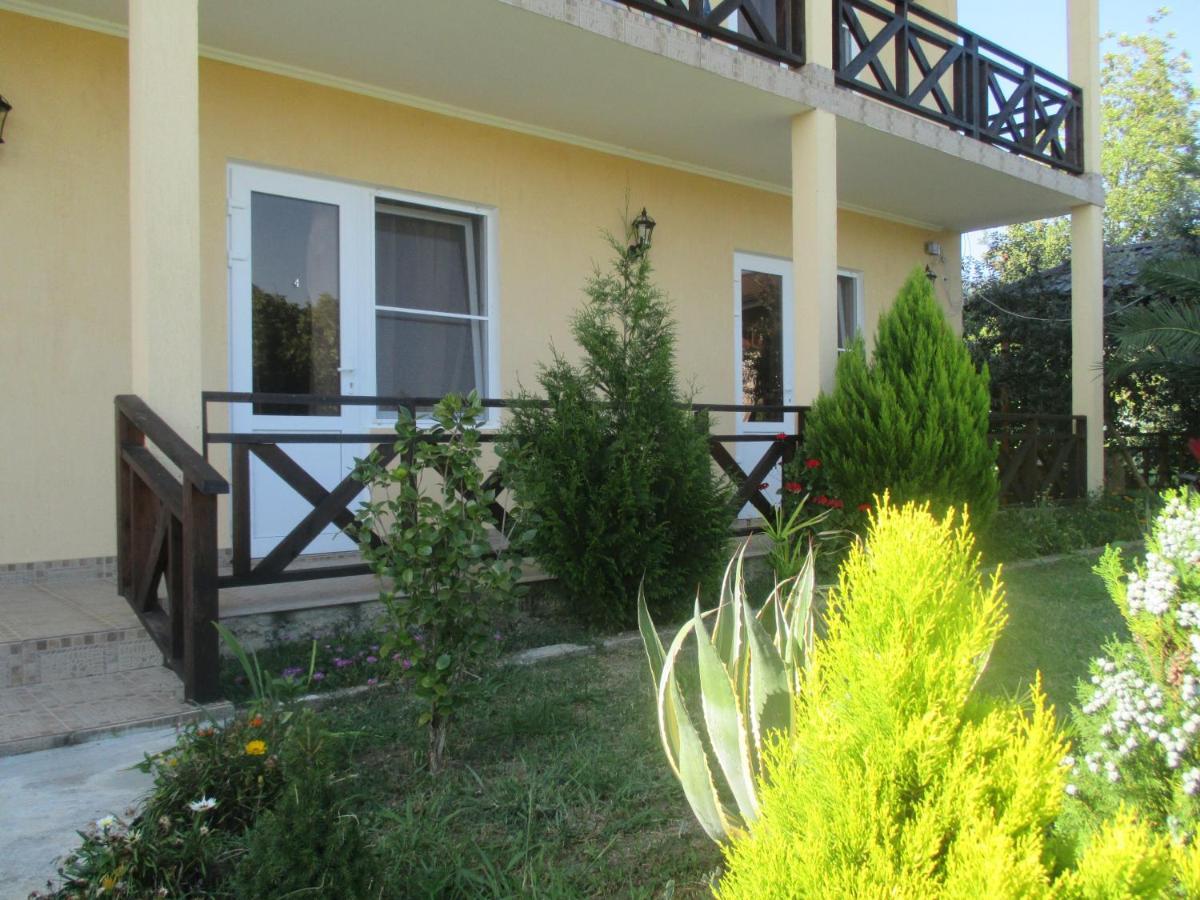 Guest House У Дедушки Самвела Alakhadzi 外观 照片
